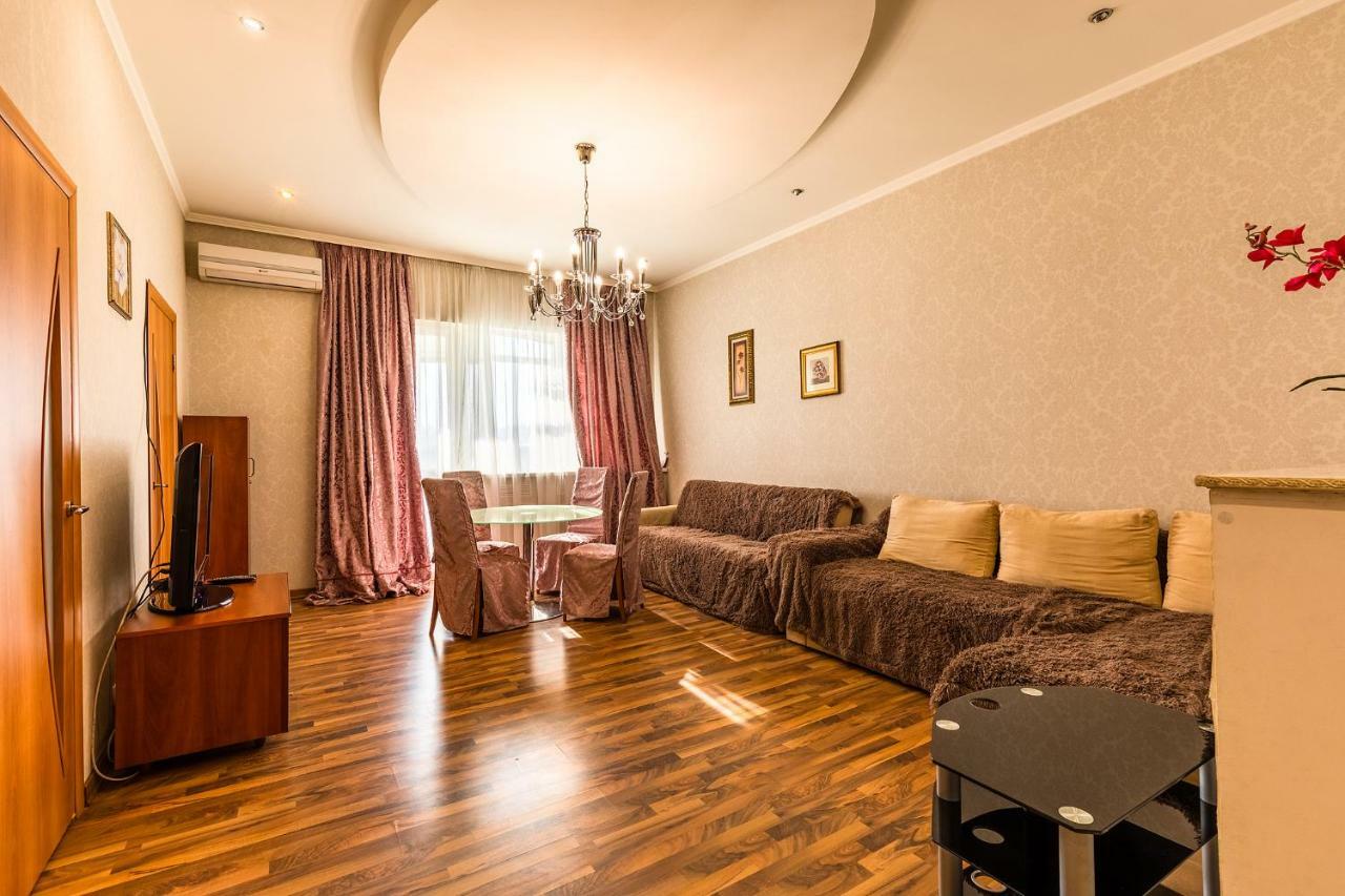 Apartment In The City Center Κίεβο Εξωτερικό φωτογραφία